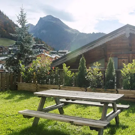 3 Bed With Jacuzzi Apartment